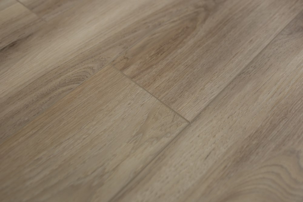 Замковая ПВХ плитка "Art Tile" Клён Фог (1220*152*5 мм) — купить в Мурманске