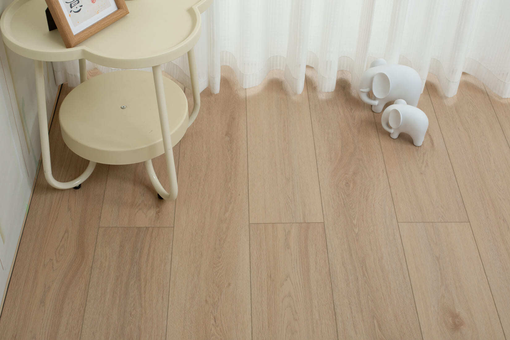 Плитка SPC "OneFloor" 9032 (1220*184*4 мм) — купить в Мурманске