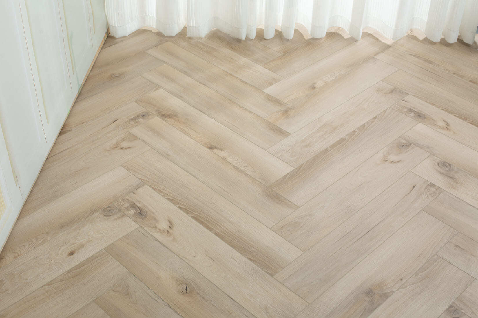 Плитка SPC "OneFloor" 3009 А,В  ЁЛКА (640*128*4 мм) — купить в Мурманске