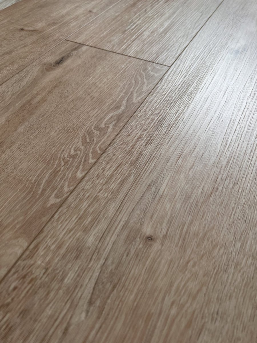 SPC ламинат "OneFloor" ЕСО 5062 (4V фаска) (1220*184*4 мм) — купить в Мурманске