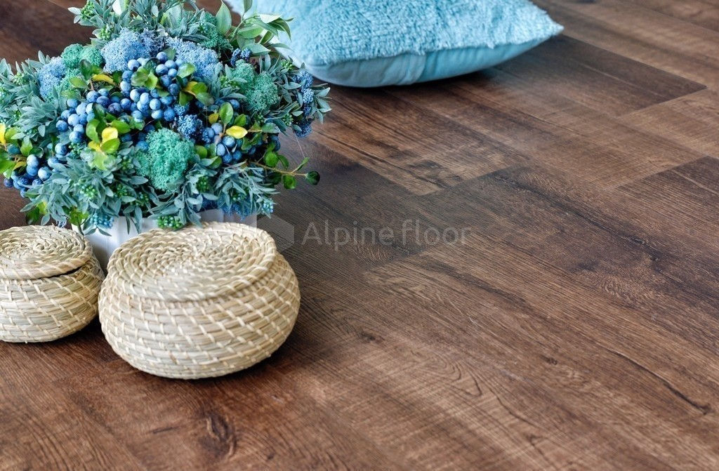Замковая ПВХ плитка "Alpine Floor" Дуб Мокка Синхронное тиснение  (1220*183*6мм) — купить в Мурманске