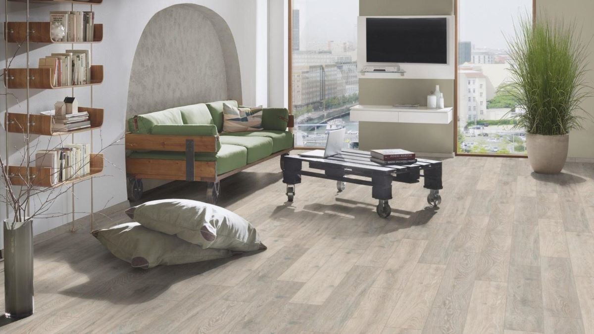 Ламинат "Kronospan" Super Natural Classic Дуб Колорадо 5543 (1285*192*8 мм) — купить в Мурманске