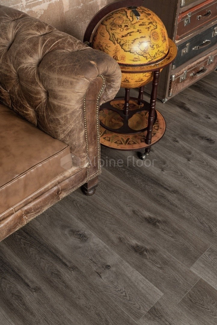 Замковая ПВХ плитка "Alpine Floor" Дуб торфяной  (1524*180*8мм) — купить в Мурманске