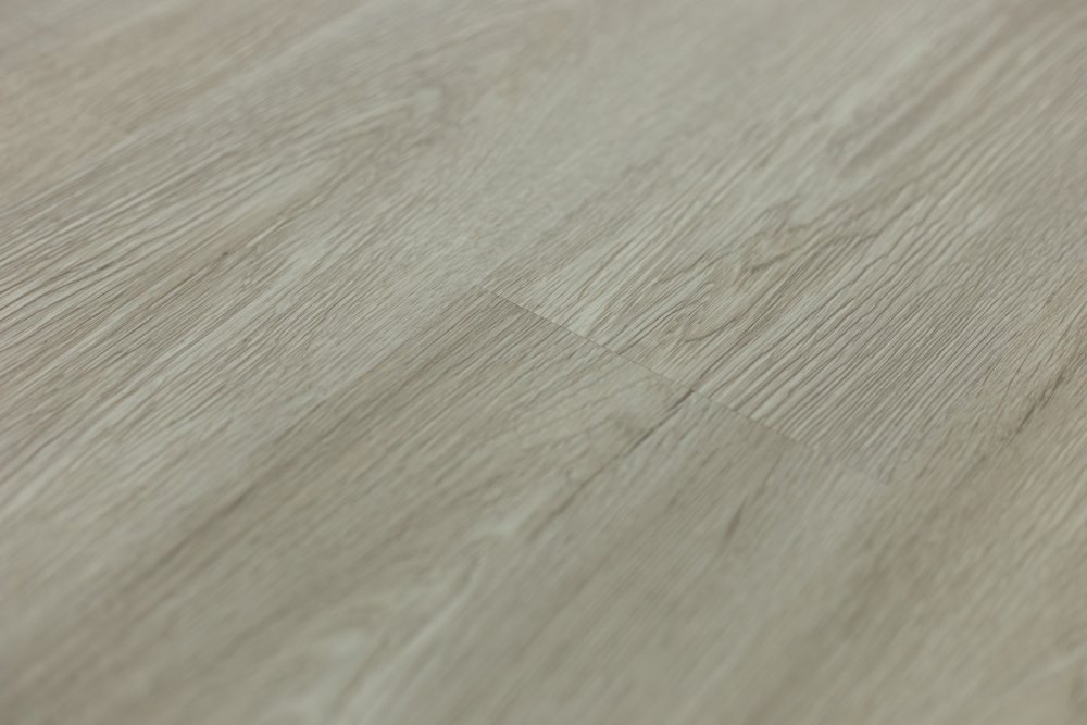 Замковая ПВХ плитка "Art Tile" Дуб Британь (920*150*4 мм) — купить в Мурманске