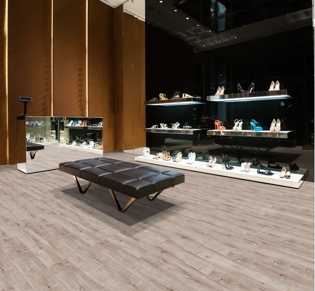 SPC ламинат "Royce" Sense Дуб Кааба 705 (1200*180*4 мм) — купить в Мурманске