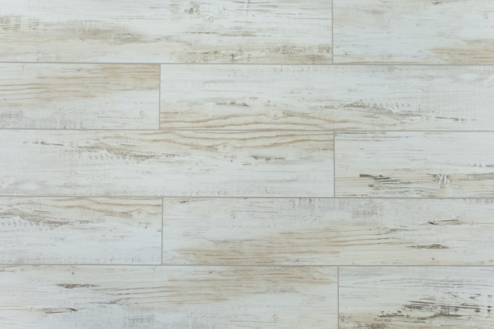 Замковая ПВХ плитка "Art Tile" Берёза Прованс (1220*152*5 мм) — купить в Мурманске