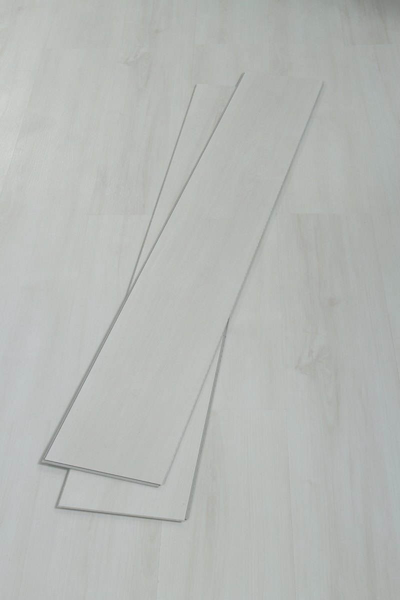 SPC ламинат "OneFloor" ЕСО 8055 (1220*184*4 мм) — купить в Мурманске