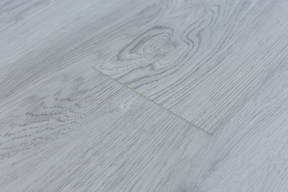 Замковая ПВХ плитка "Art Tile" Ясень Эдмонтон (1220*152*5 мм) — купить в Мурманске