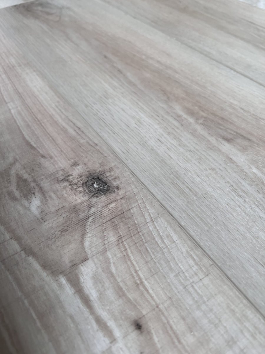 SPC ламинат "OneFloor" ЕСО 5021 (4V фаска) (1220*184*4 мм) — купить в Мурманске