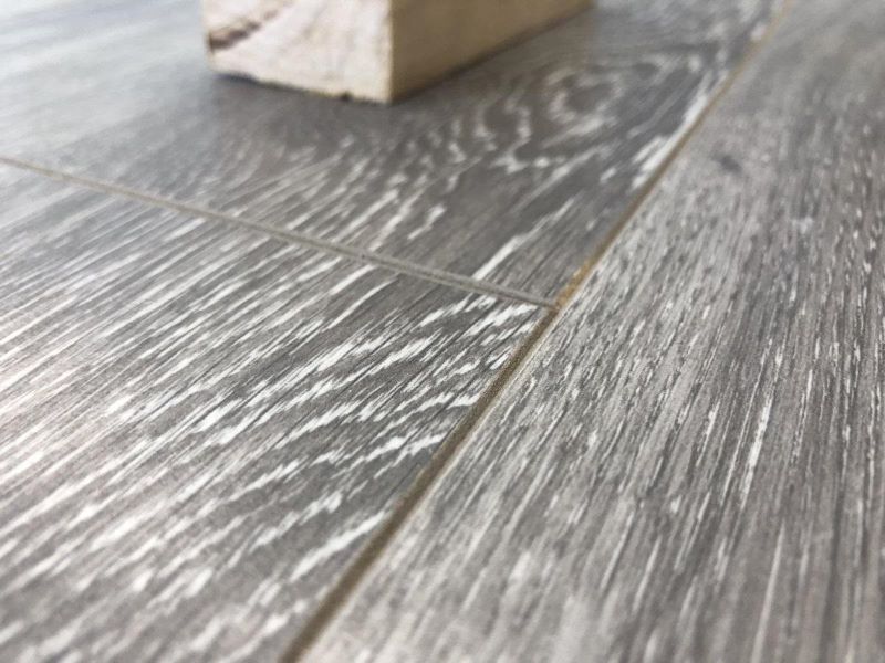 Ламинат "SunFloor" 8/32 4V Дуб Гвинея 34 (1380*193*8 мм) — купить в Мурманске