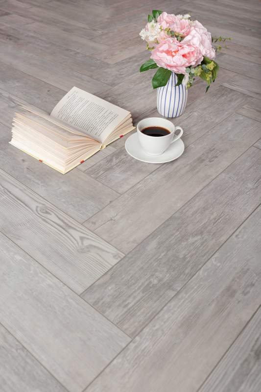 Замковая ПВХ плитка "Aberhof" Carmelita 1687 (615*123*5 мм) — купить в Мурманске